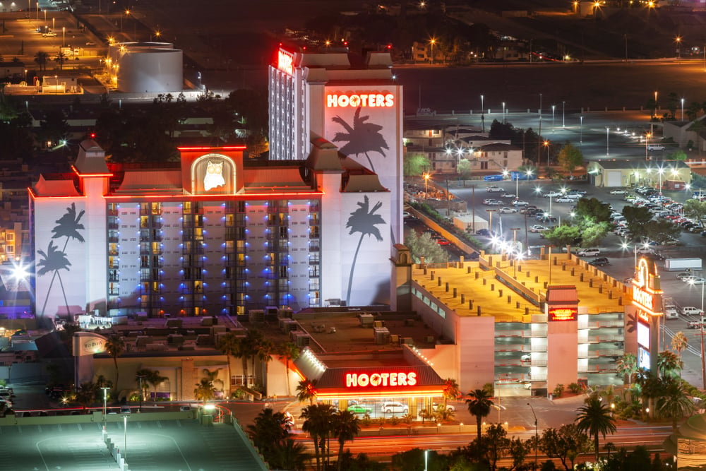 Indias Oyo Hotels Purchases Vegas Hooters Casino For 135 Million