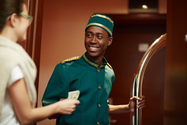 Bellman receiving a tip