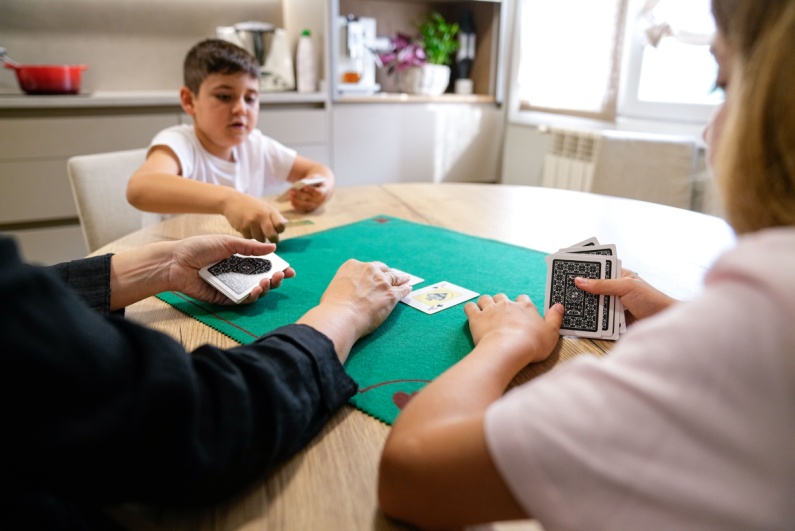 Kids playing cards