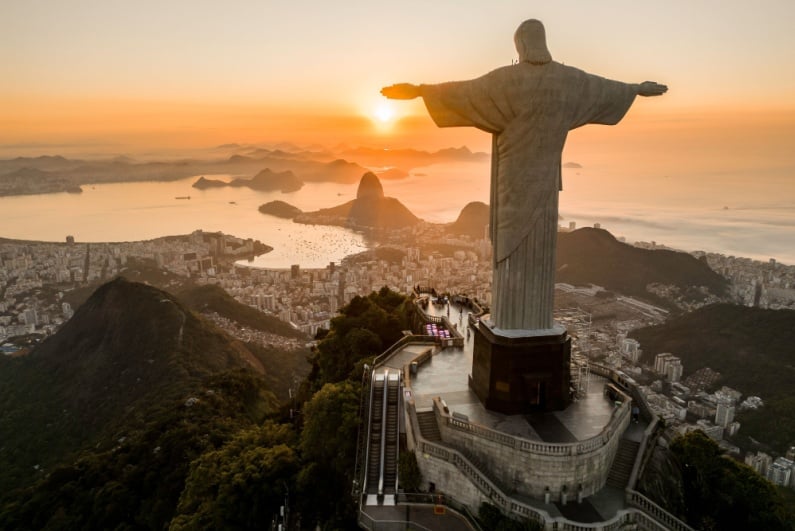 Christ the Redeemer statue