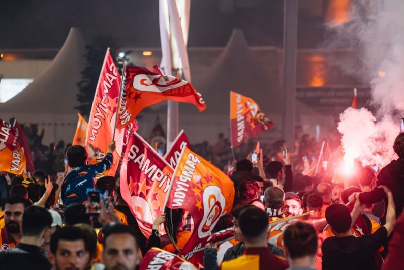 Galatasaray fans celebrating