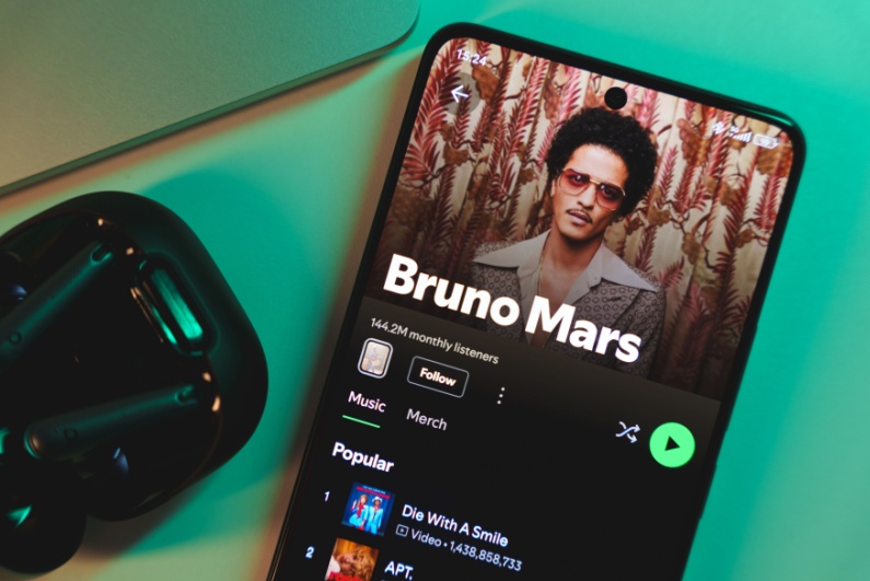 Bruno Mars Spotify profile page