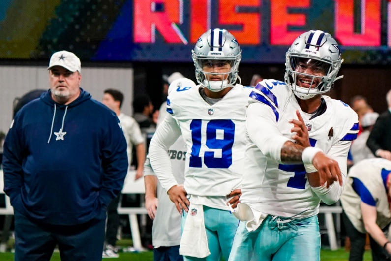 Dallas Cowboys pre-game warmup