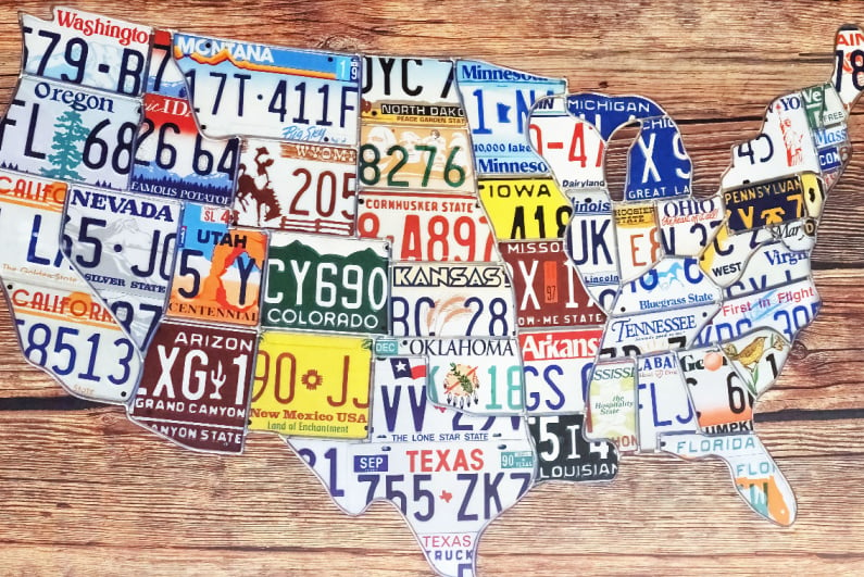 Map of the USA made from license plates